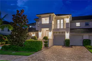 8034 Signature Club Cir, Naples, FL 34113 - Photo 1