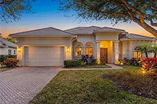 347 Saddlebrook Ln, Naples, FL 34110 - Photo 1