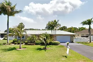 556 96th Ave N, Naples, FL 34108 - Photo 1