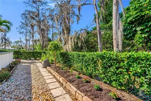 4356 Pond Apple Dr N, Naples, FL 34119 - Photo 29