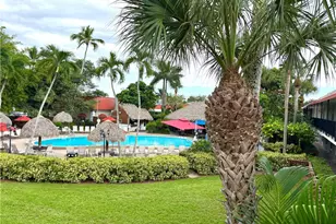 2555 Tamiami Trail North N, Naples, FL 34103 - Photo 1