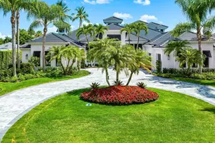 695 Wedge Dr, Naples, FL 34103 - Photo 1