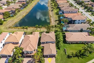 3296 Pacific Dr, Naples, FL 34119 - Photo 1