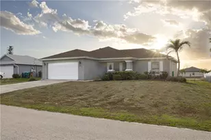 2212 NE 5th Ave, Cape Coral, FL 33909 - Photo 1