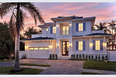 732 12th St N, Naples, FL 34102 - Photo 1
