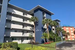 190 Pebble Beach Blvd, Naples, FL 34113 - Photo 1