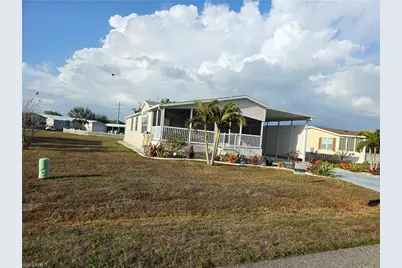 9777 Creekwood Ln, Fort Myers, FL 33905 - Photo 1