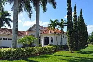 575 Eagle Creek Dr, Naples, FL 34113 - Photo 1