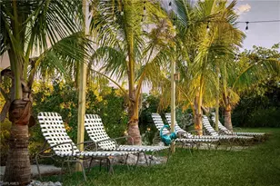 528 14th St N, Naples, FL 34102 - Photo 1