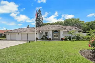 1325 Kings Way, Naples, FL 34104 - Photo 1