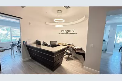 750 11th St S #101, Naples, FL 34102 - Photo 1