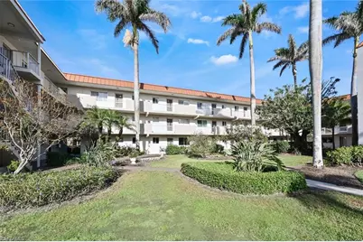 1100 Gulf Shore Blvd N #304, Naples, FL 34102 - Photo 1