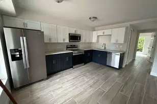 1555 Blue Point Ave, Naples, FL 34102 - Photo 1