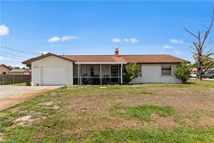7503 Sanibel Blvd, Fort Myers, FL 33967 - Photo 1