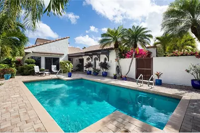 565 Tierra Mar Ln #33, Naples, FL 34108 - Photo 1