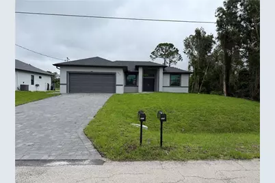 900 Alaska Ave, Lehigh Acres, FL 33971 - Photo 1