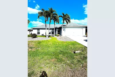 43 NE 13th Ave, Cape Coral, FL 33909 - Photo 1