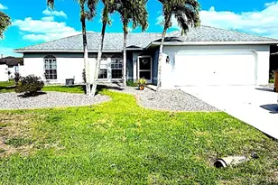 43 NE 13th Ave, Cape Coral, FL 33909 - Photo 1