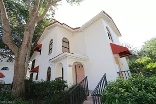 563 Serendipity Dr, Naples, FL 34108 - Photo 1