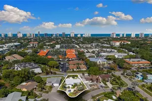 1036 Lake Shore Ct, Naples, FL 34103 - Photo 1