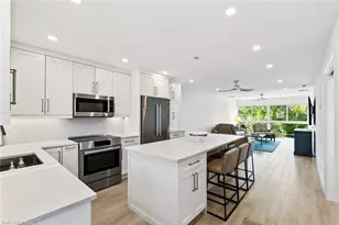 618 Broad Ave S, Naples, FL 34102 - Photo 1