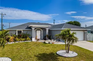 709 SW 27th St, Cape Coral, FL 33914 - Photo 1