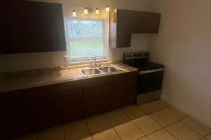1427 Markland, Fort Myers, FL 33916 - Photo 1