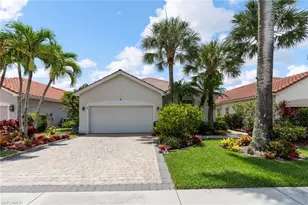 360 Pindo Palm Dr, Naples, FL 34104 - Photo 1