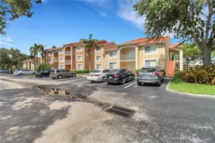 1210 Wildwood Lakes Blvd, Naples, FL 34104 - Photo 1