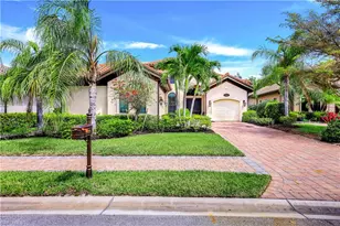 7546 Lantana Cir, Naples, FL 34119 - Photo 1