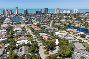 587 Parkwood Ln, Naples, FL 34103 - Photo 1