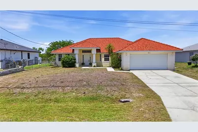 1011 Chadbourne Ave, Lehigh Acres, FL 33971 - Photo 1
