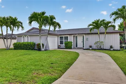 3813 SE 12th Pl, Cape Coral, FL 33904 - Photo 1