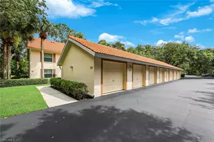 225 Robin Hood Cir, Naples, FL 34104 - Photo 1