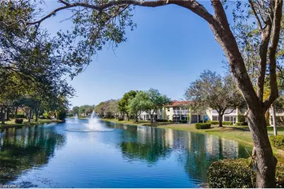 300 Diamond Cir #302, Naples, FL 34110 - Photo 1
