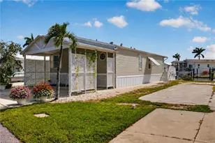 7 Galleon Way, Fort Myers Beach, FL 33931 - Photo 1