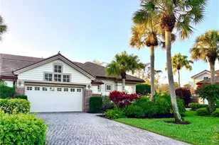 723 Courtside Dr, Naples, FL 34105 - Photo 1