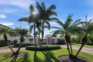 1925 Tarpon Rd, Naples, FL 34102 - Photo 1