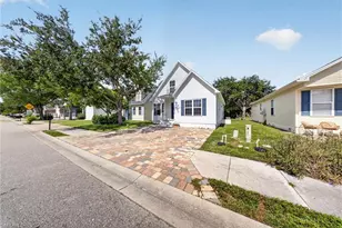 250 Leawood Cir, Naples, FL 34104 - Photo 1