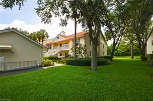 193 Robin Hood Cir, Naples, FL 34104 - Photo 1