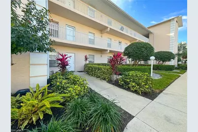 3250 Cypress Glen Way #424, Naples, FL 34109 - Photo 1