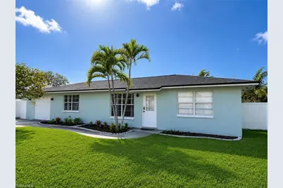 1428 SE 20th Ave, Cape Coral, FL 33990 - Photo 1