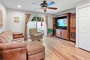 4641 SW Santa Barbara Pl, Cape Coral, FL 33914 - Photo 1
