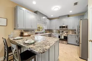 12341 Eagle Pointe Cir, Fort Myers, FL 33913 - Photo 1