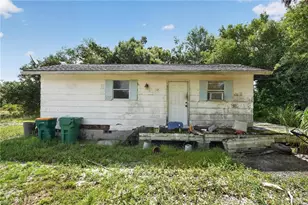 2282 Diplomat Dr, Punta Gorda, FL 33983 - Photo 1