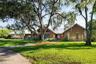 163 Carica Rd, Naples, FL 34108 - Photo 1
