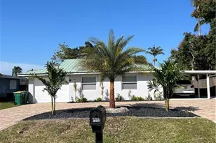 1239 Cooper Dr, Naples, FL 34103 - Photo 1