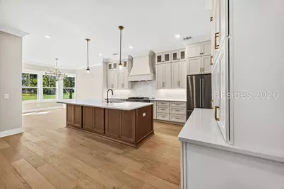 304 Farnsleigh Avenue, Bluffton, SC 29910 - Photo 7