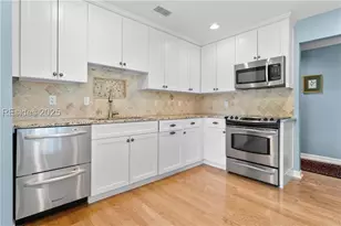 73 Skull Creek Dr, Hilton Head Island, SC 29926 - Photo 11