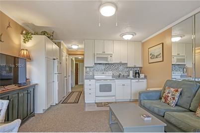 40 Folly Field Road #C313, Hilton Head Island, SC 29928 - Photo 5